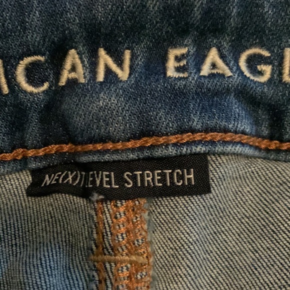 Hi Rise Jegging Crop - Picture 4 of 7